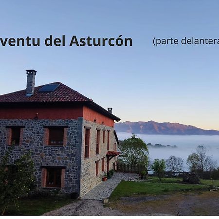 Affittacamere El Conventu Del Asturcon Lago  Esterno foto